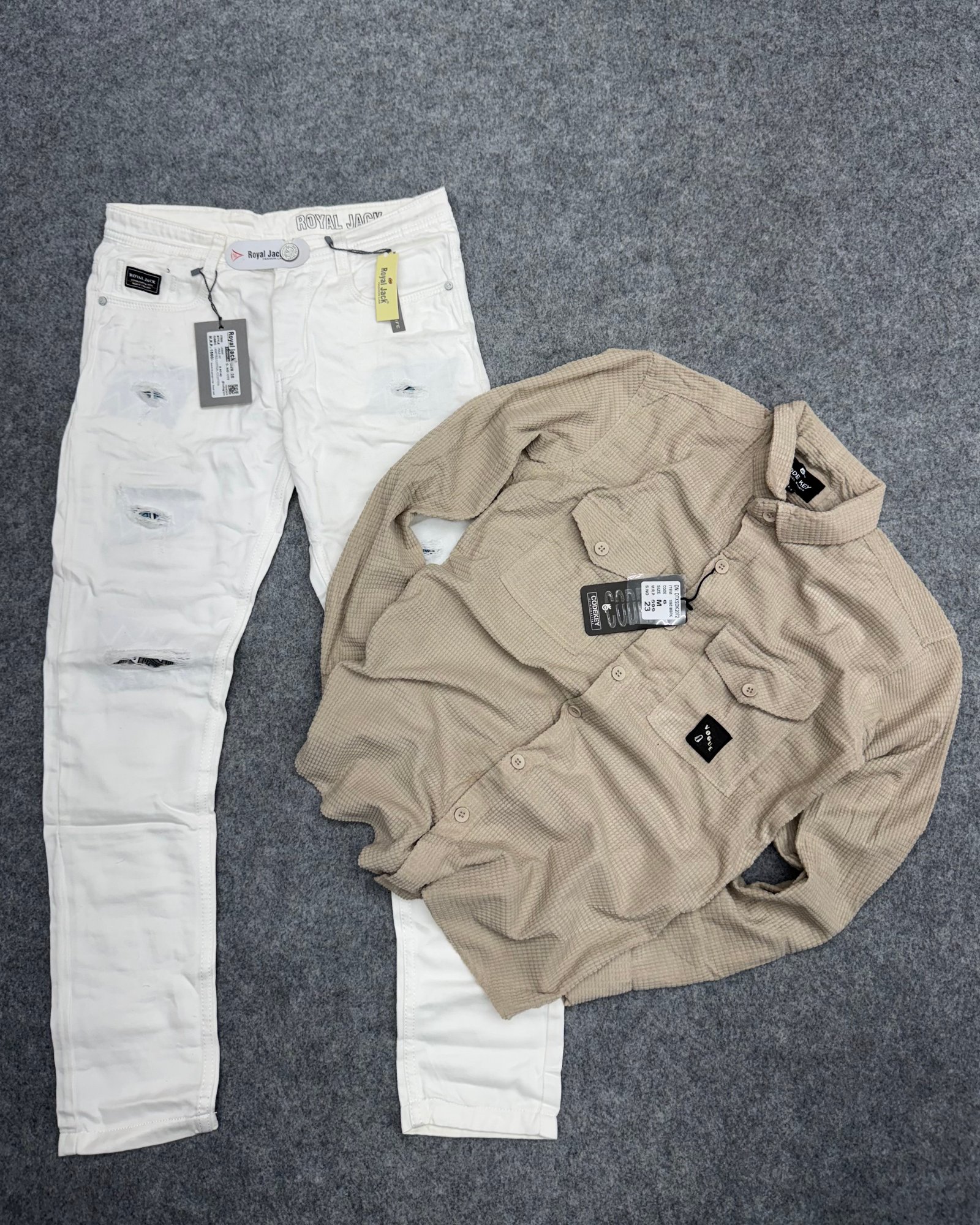 White jean ( torn ) & Courdry Shirt ( Double Pocket )