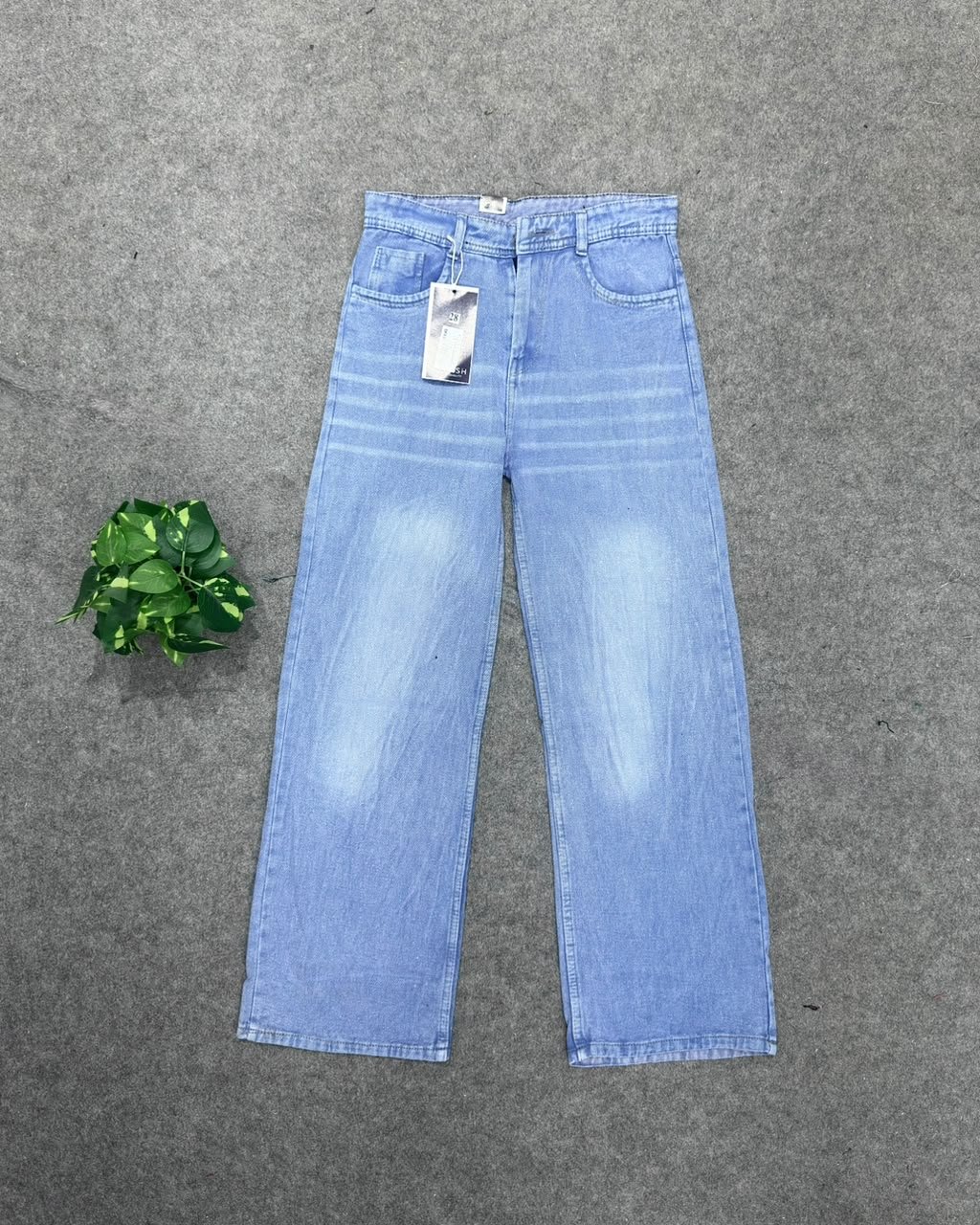 Straight Fit Baggy