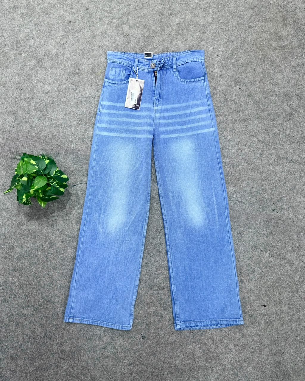 Straight Fit Baggy